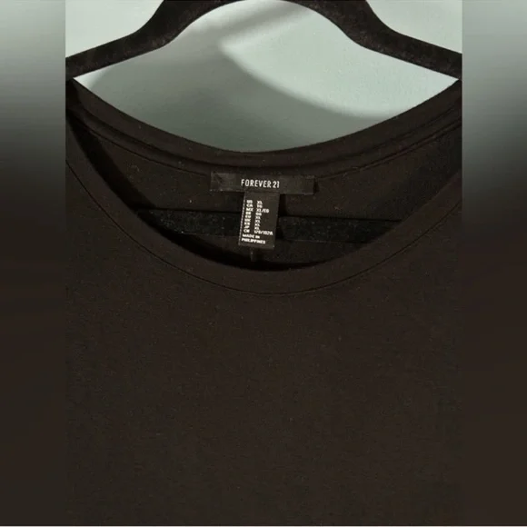 Forever 21 Basic Long Sleeve Swing Dress in Black - Picture 3 of 3